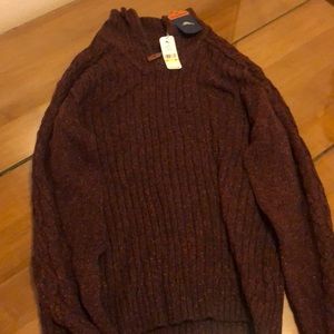 BRAND NEW quarter zip sweater
